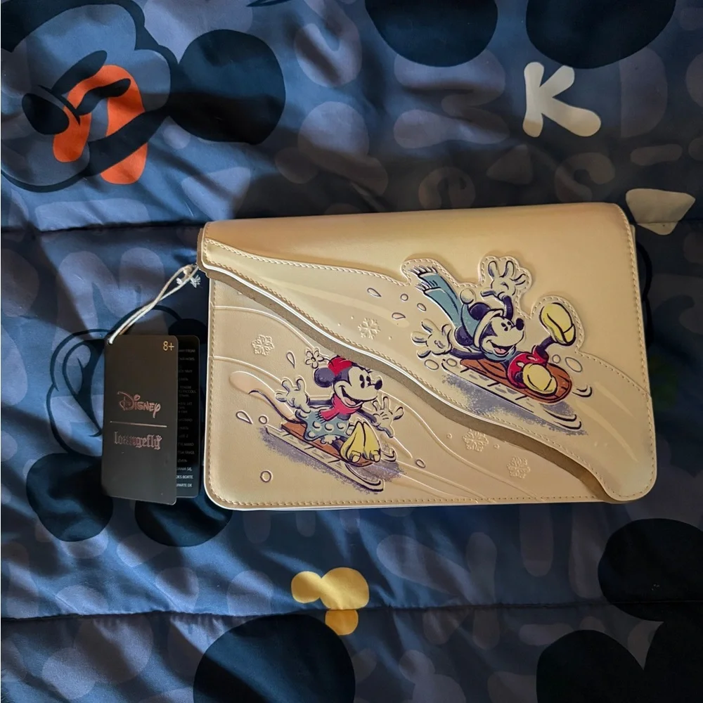 Disney Loungefly Purse Winter Day with Mickey Minnie Pluto Bag New With Tags